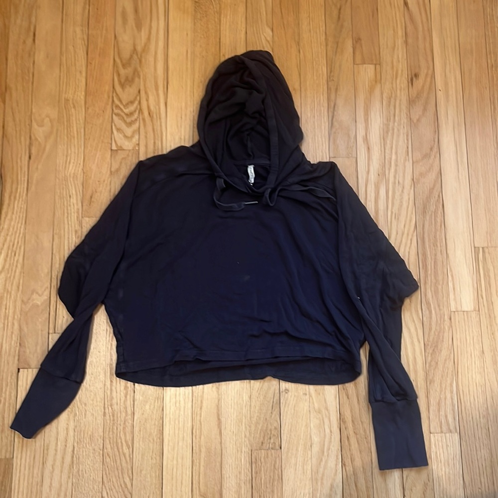 Z supply cropped navy hoodie